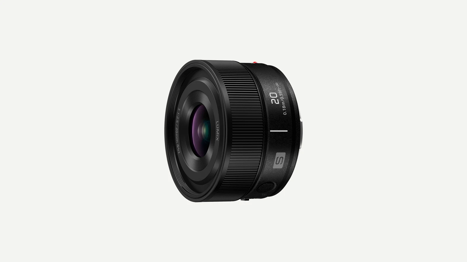Objectif Panasonic LUMIX S 20mm F2.5 noir vu de trois quarts