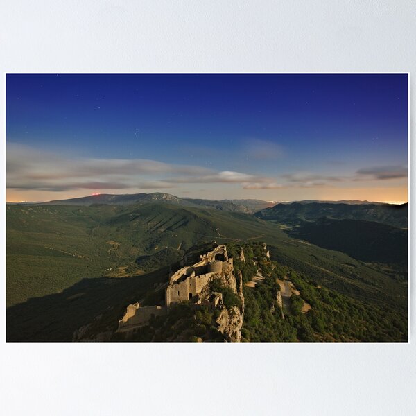 Poster Redbubble de Peyrepertuse photographié sous les étoiles