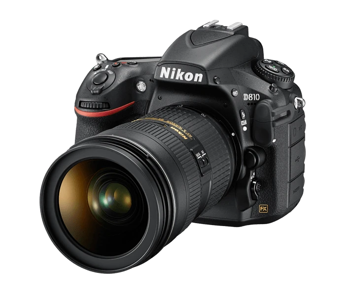 Nikon D810 boîtier nu, présenté avec un objectif non inclus