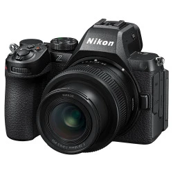 Nikon Z5II + NIKKOR Z 24-50 mm f/4-6,3